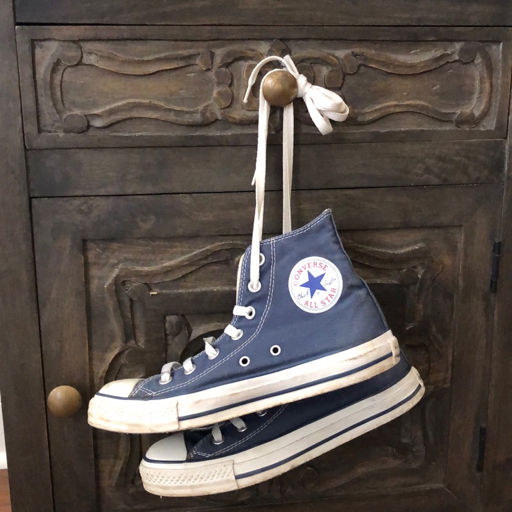 Converse. Sneakers. Blue walking shoes.